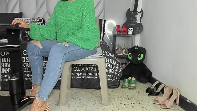 MirandaHaguen online show from 05-18-26, 08:58