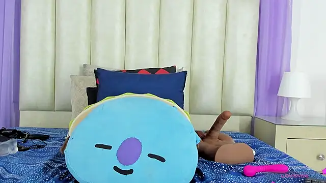 Snapshot of mollieblue69 chatting on 12-30-24, 03:24 mollieblue69 online show from 12-30-24, 03:24