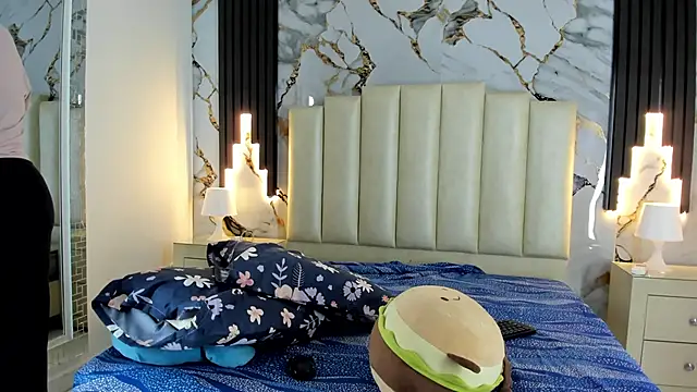 Snapshot of mollieblue69 chatting on 01-23-25, 12:30 mollieblue69 online show from 01-23-25, 12:30