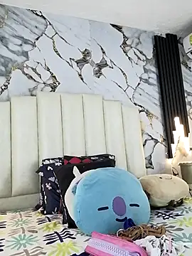 Snapshot of mollieblue69 chatting on 11-02-25, 01:02 mollieblue69 online show from 11-02-25, 01:02