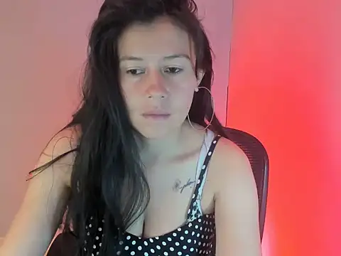 Snapshot of sandyquinnxx chatting on 12-14-25, 05:51 sandyquinnxx online show from 12-14-25, 05:51