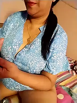 Snapshot of tharu_sweet chatting on 10-10-25, 06:45 tharu sweet online show from 10-10-25, 06:45