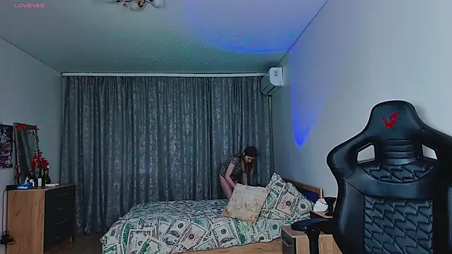  whiteprincess online show from 11-07-25, 10:04