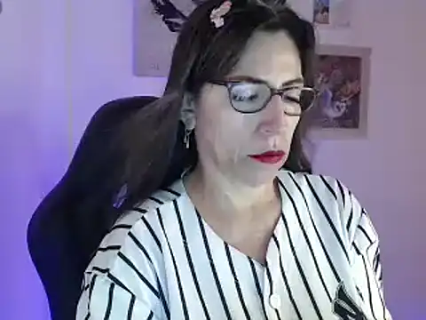 Chayla Ruiz online show from 01-22-25, 03:07