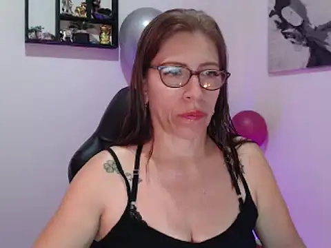 Chayla Ruiz online show from 03-13-25, 09:37