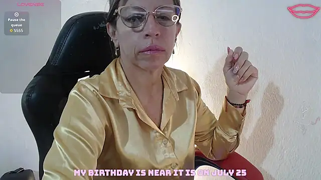 Chayla Ruiz online show from 07-20-26, 10:50