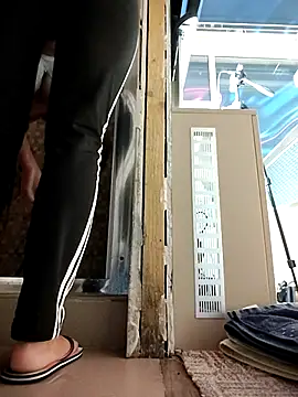 VallerieJones online show from 11-30-25, 06:45