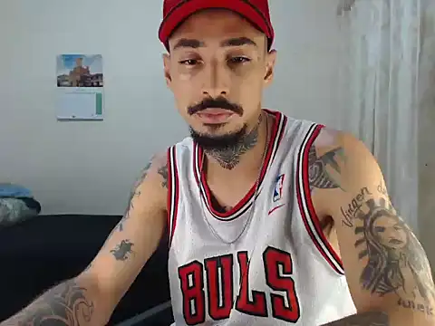 emiliano hottt online show from 02-23-26, 02:14