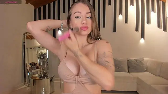 MaryLewis  online show from 03-04-25, 11:51