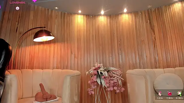 MaryLewis  online show from 03-17-25, 05:49