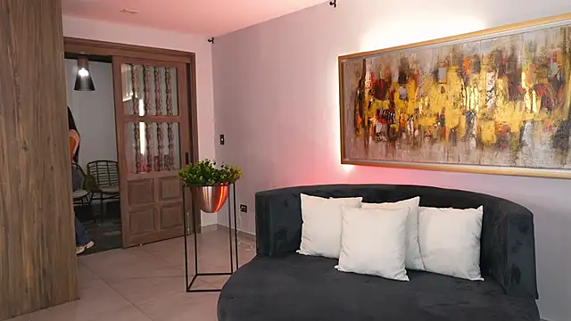 KateSunder online show from 12-16-25, 11:26