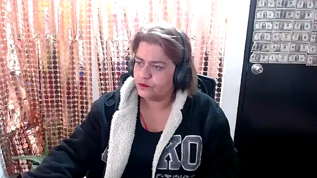 Snapshot of NAILAH_SANZ chatting on 03-01-25, 09:40 NAILAH SANZ online show from 03-01-25, 09:40