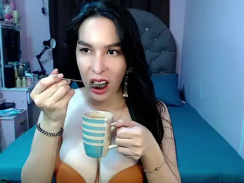 TSDESIREcindy29 online show from 10-02-25, 11:06