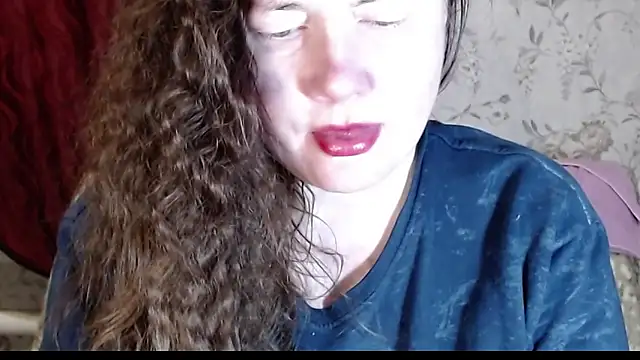 Snapshot of EmilyDoth chatting on 03-27-26, 03:56 EmilyDoth online show from 03-27-26, 03:56