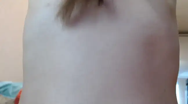 Snapshot of KiraGoldens chatting on 01-21-25, 10:30 KiraGoldens online show from 01-21-25, 10:30