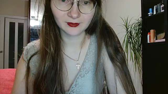 Snapshot of KiraGoldens chatting on 11-25-25, 09:31 KiraGoldens online show from 11-25-25, 09:31