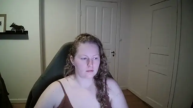 Girlnina-1995 online show from 01-04-25, 08:49