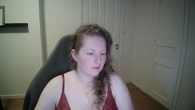 Girlnina-1995 online show from 01-13-25, 01:17