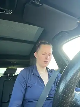 Girlnina-1995 online show from 04-21-26, 06:09