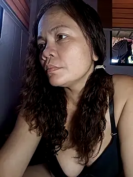 hotbabes163 online show from 04-16-26, 05:52