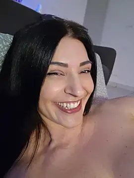 Snapshot of AryaSummersReal chatting on 07-06-26, 03:03 AryaSummersReal online show from 07-06-26, 03:03