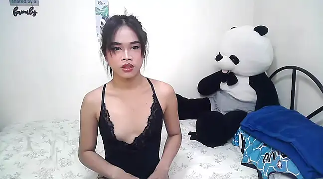 Snapshot of rihanna22 chatting on 02-28-25, 06:21 rihanna22 online show from 02-28-25, 06:21