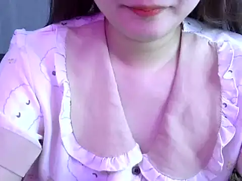 Bee 2k online show from 03-14-25, 04:32