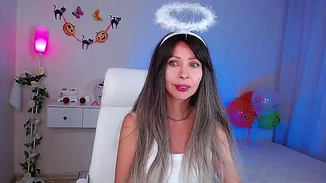 Snapshot of wendifoste chatting on 10-30-25, 08:09 wendifoste online show from 10-30-25, 08:09