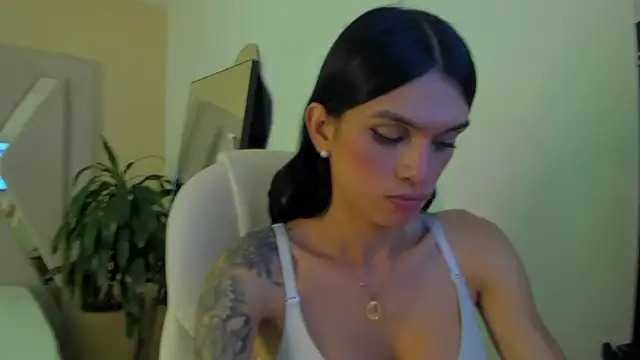 Snapshot of malejabenzz chatting on 01-28-25, 07:42 malejabenzz online show from 01-28-25, 07:42