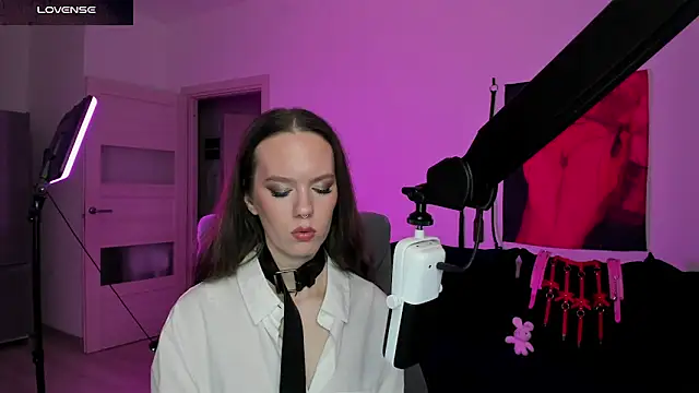 DivineBite online show from 03-11-26, 06:47