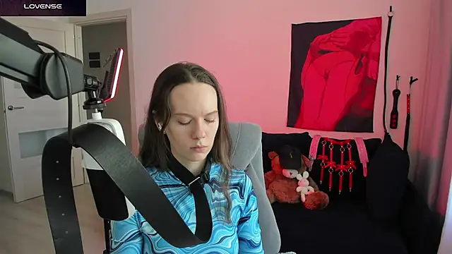 DivineBite online show from 04-08-26, 12:38