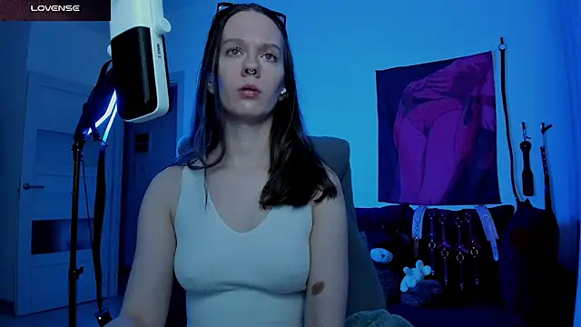 DivineBite online show from 04-21-26, 06:01