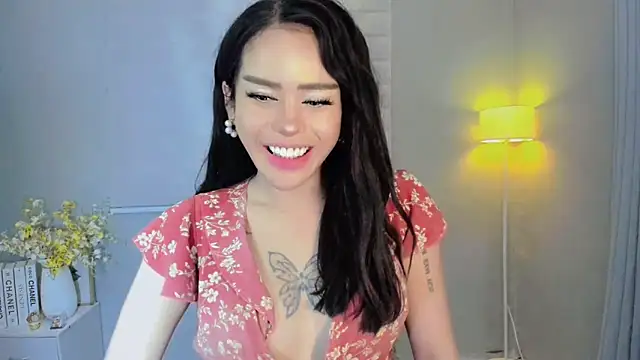 Patricia fox online show from 02-16-25, 04:20