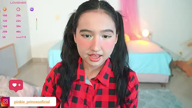 Pinkie Princes online show from 04-26-26, 12:08