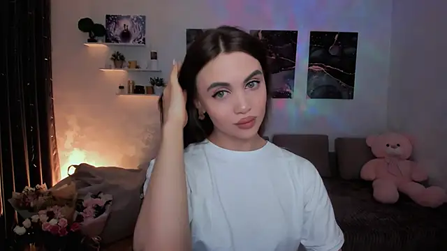 Snapshot of aPieceOfJoy chatting on 12-17-25, 09:10 aPieceOfJoy online show from 12-17-25, 09:10