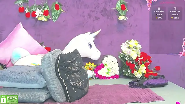 Snapshot of Jayllene chatting on 12-06-24, 08:15 Jayllene online show from 12-06-24, 08:15