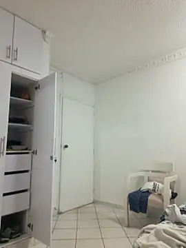 Snapshot of Ben_joseph1976 chatting on 02-05-25, 12:49 Ben joseph1976 online show from 02-05-25, 12:49