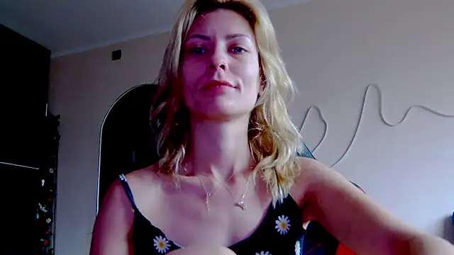 karo123421 online show from 10-12-25, 08:35