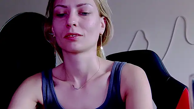 karo123421 online show from 11-14-25, 08:35