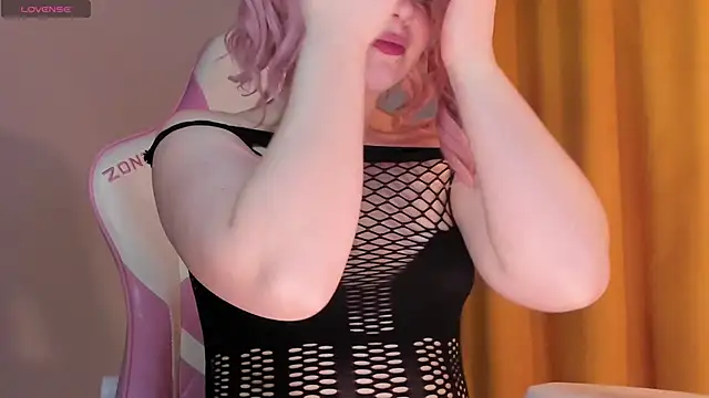 SueNiceeeee online show from 11-11-25, 01:16