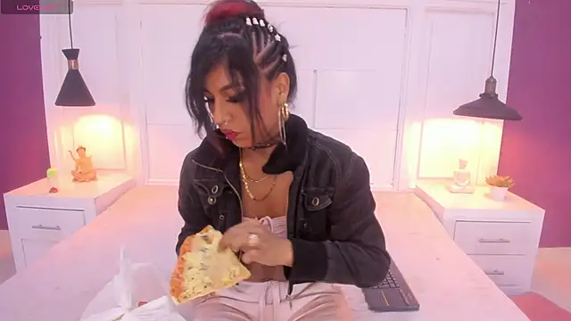 SilvanaCapelli online show from 03-05-25, 11:38