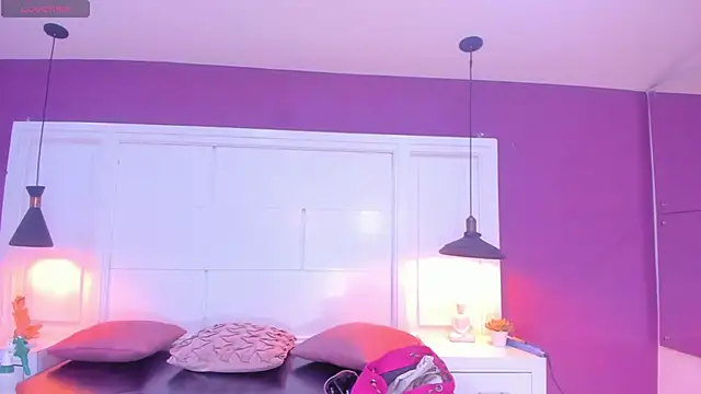 SilvanaCapelli online show from 03-16-25, 05:03