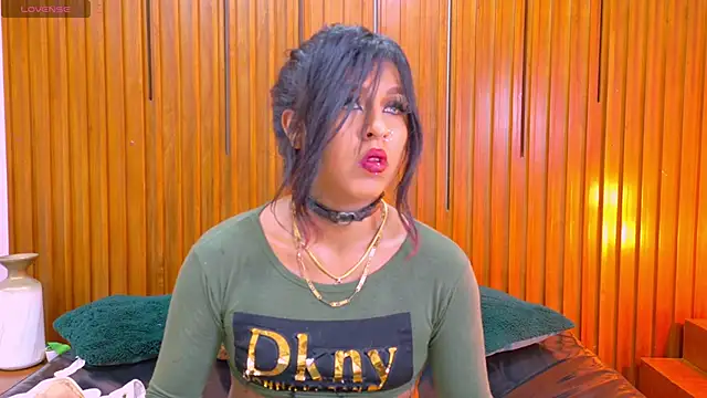 SilvanaCapelli online show from 11-14-25, 08:51