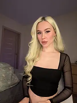 xDinnax online show from 10-17-25, 03:25