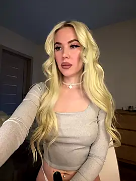 xDinnax online show from 10-18-25, 05:14