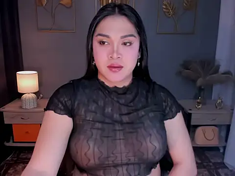 MaxeneCullens online show from 09-19-25, 02:46