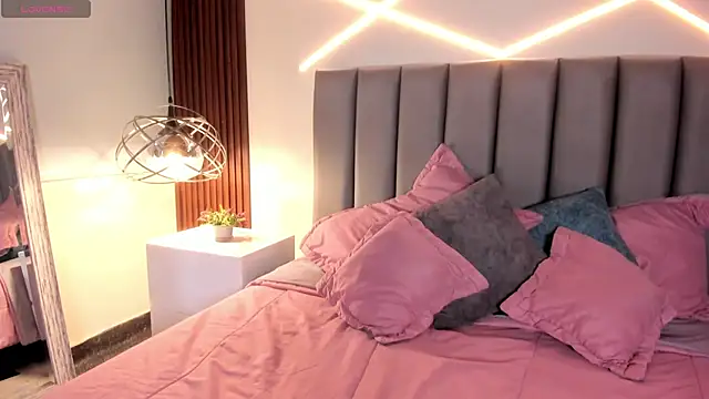 Veronicalanx1 online show from 03-26-26, 11:49