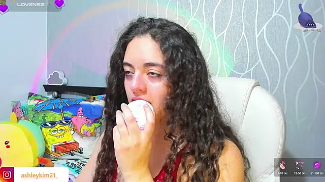 AshleyKim  online show from 11-25-25, 12:10