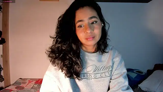 valeryvegas 2 online show from 10-31-25, 04:46