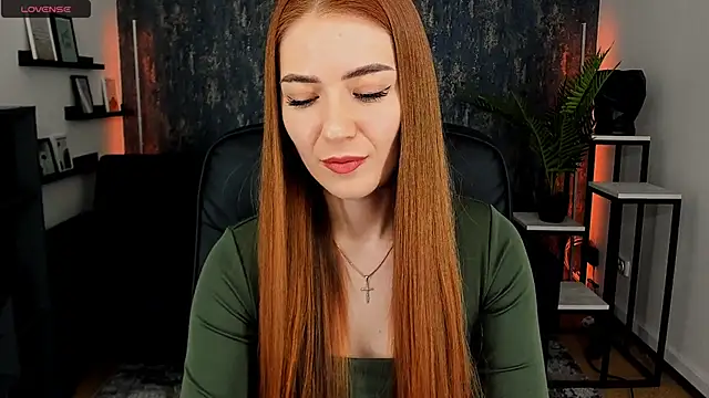 Adelyna Bird online show from 01-20-25, 07:36